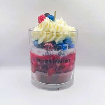 Berried Treasure Dessert Candle